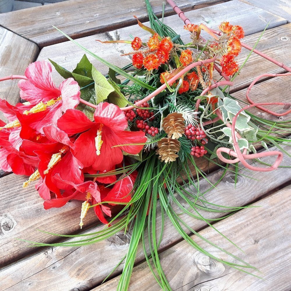 Lot of Fake Flowers Faux Floral bouquet
